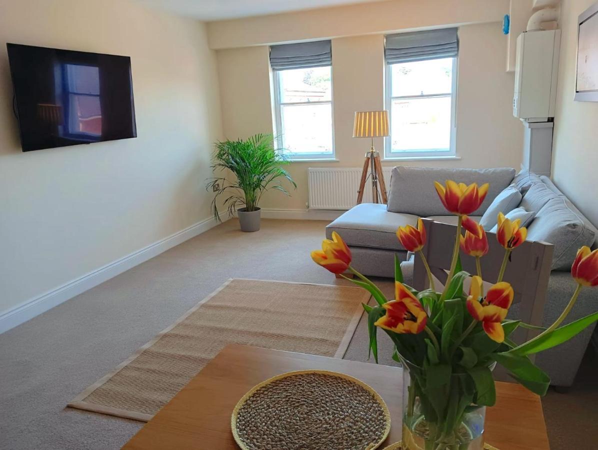 Barchester House Apartments Delux Salisbury Dış mekan fotoğraf